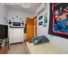 4050 CHALET ADOSADO EN EL PTO DE ALCUDIA MUY LUMINOSO