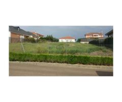 SOLAR EN URBANIZACIÓN GOLF GUADIANA