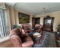 GRAN PISO JUNTO AL PARQUE DE SAN FRANCISCO CON TRASTERO INCLUIDO