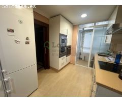 GRAN PISO JUNTO AL PARQUE DE SAN FRANCISCO CON TRASTERO INCLUIDO
