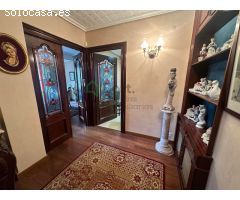GRAN PISO JUNTO AL PARQUE DE SAN FRANCISCO CON TRASTERO INCLUIDO