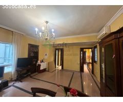 GRAN PISO JUNTO AL PARQUE DE SAN FRANCISCO CON TRASTERO INCLUIDO