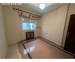 GRAN PISO JUNTO AL PARQUE DE SAN FRANCISCO CON TRASTERO INCLUIDO