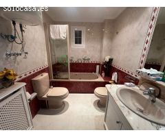 GRAN PISO JUNTO AL PARQUE DE SAN FRANCISCO CON TRASTERO INCLUIDO