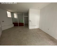 LOCAL COMERCIAL EN EL CENTRO DE BADAJOZ, JUNTO AL CORTE INGLÉS