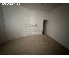 LOCAL COMERCIAL EN EL CENTRO DE BADAJOZ, JUNTO AL CORTE INGLÉS