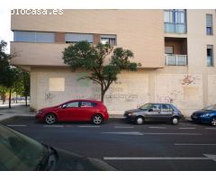 LOCAL COMERCIAL DE ESQUINA EN RONDA SUR