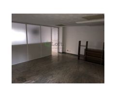 ENTREPLANTA DE OFICINAS EN EL CENTRO DE BADAJOZ