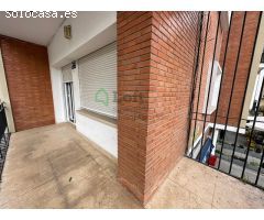 ESPECTACULAR PISO DE 300 M² GARAJE Y PATIO EN PLAZA DE LOS ALFÉRECES