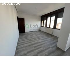 PISO RECIÉN REFORMADO CON GARAJE Y TRASTERO EN EL CENTRO DE BADAJOZ (EDIFICIO