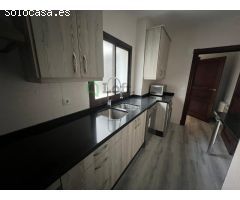 PISO RECIÉN REFORMADO CON GARAJE Y TRASTERO EN EL CENTRO DE BADAJOZ (EDIFICIO