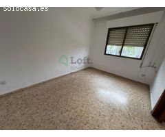 ESTUPENDO PISO EN EL CENTRO DE BADAJOZ