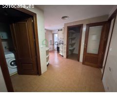ESTUPENDO PISO EN EL CENTRO DE BADAJOZ