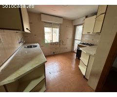 ESTUPENDO PISO EN EL CENTRO DE BADAJOZ