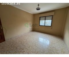 ESTUPENDO PISO EN EL CENTRO DE BADAJOZ