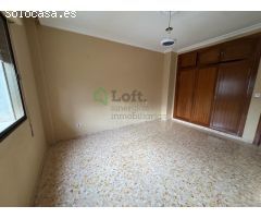 ESTUPENDO PISO EN EL CENTRO DE BADAJOZ