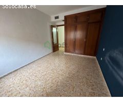 ESTUPENDO PISO EN EL CENTRO DE BADAJOZ