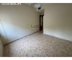 ESTUPENDO PISO EN EL CENTRO DE BADAJOZ