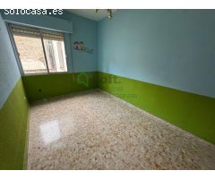 ESTUPENDO PISO EN EL CENTRO DE BADAJOZ