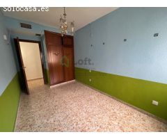 ESTUPENDO PISO EN EL CENTRO DE BADAJOZ