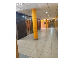 OFICINA CON PLAZA DE GARAJE EN VALDEPASILLAS