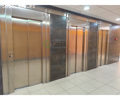 OFICINA CON PLAZA DE GARAJE EN VALDEPASILLAS