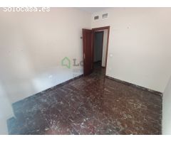 PISO DE 3 DORMITORIOS CON PLAZA DE GARAJE EN PARDALERAS