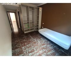 PISO DE 3 DORMITORIOS CON PLAZA DE GARAJE EN PARDALERAS