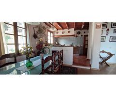 CHALET CON PISCINA PRIVADA EN LOS MONTITOS