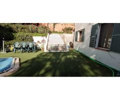 CHALET CON PISCINA PRIVADA EN LOS MONTITOS