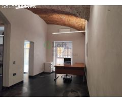 OFICINA EN ALQUILER EN EL CASCO ANTIGUO