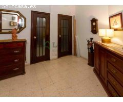 PISO DE 5 DORMITORIOS EN CENTRO