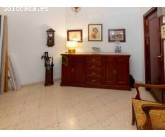 PISO DE 5 DORMITORIOS EN CENTRO