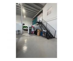 NAVE INDUSTRIAL A PIE DE CALLE EN OLIVENZA