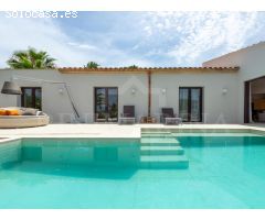Villa moderna con vistas al mar en Bonaire, Alcudia