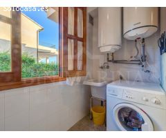 Espaciosa y moderna, con jardín y piscina privada en Aucanada