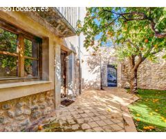Encantadora casa mallorquina restaurada con jardín privado en Selva