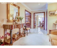Exclusiva planta baja con gran terraza, 2 plazas de parking junto al Bosque de