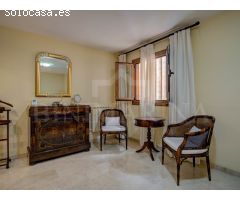 Exclusiva planta baja con gran terraza, 2 plazas de parking junto al Bosque de
