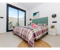 VILLA DE NUEVA CONSTRUCCIÓN EN ALMERÍA 3 DORMITORIOS Y 3 BAÑOS