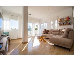 SUPER VILLA INDEPENDIENTE EN ESQUINA CON PISCINA INFINITY PRIVADA Y VISTAS