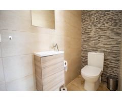 SUPER VILLA INDEPENDIENTE EN ESQUINA CON PISCINA INFINITY PRIVADA Y VISTAS