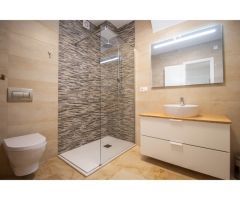 SUPER VILLA INDEPENDIENTE EN ESQUINA CON PISCINA INFINITY PRIVADA Y VISTAS