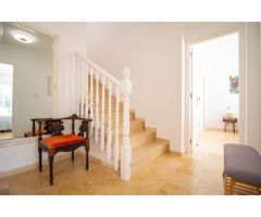 SUPER VILLA INDEPENDIENTE EN ESQUINA CON PISCINA INFINITY PRIVADA Y VISTAS