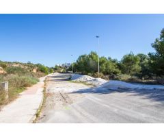 SUPER VILLA INDEPENDIENTE EN ESQUINA CON PISCINA INFINITY PRIVADA Y VISTAS