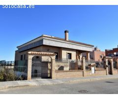 MAGNÍFICO CHALET INDEPENDIENTE EN LA HERRADA LOS MONTESINOS CON 4 DORMITORIOS