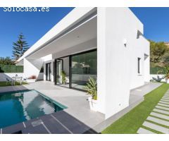 Precioso villa de 3 dormitorios en Pinar de Campoverde
