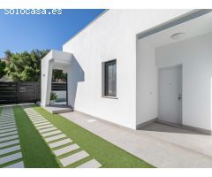 Precioso villa de 3 dormitorios en Pinar de Campoverde