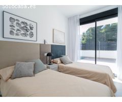 Precioso villa de 3 dormitorios en Pinar de Campoverde