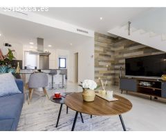 Chalet adosado en venta en Polop, con 3 dormitorios